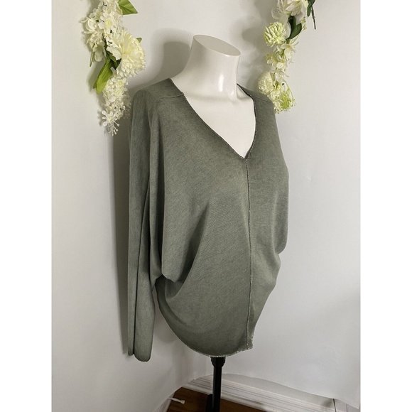 Free For Humanity Size Small Lightweight Sweater Top Metallic Trim Long Sleeves - Picture 16 of 16
